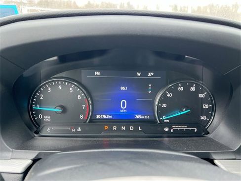 Used 2022 Ford Explorer XLT w/ Equipment Group 202A image 12