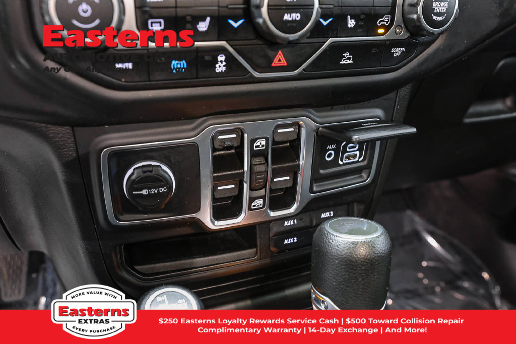 Used 2023 Jeep Wrangler Unlimited w/ Cold Weather Group AWD/4WD image 22