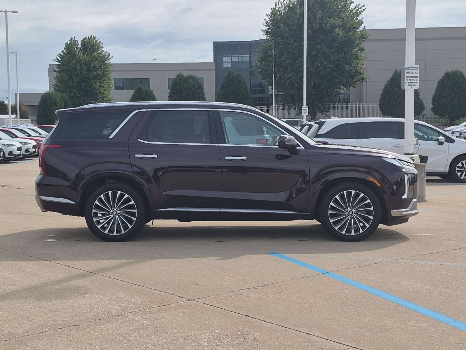 Used 2023 Hyundai Palisade Calligraphy w/ Cargo Package AWD/4WD image 5