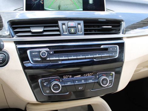 Used 2016 BMW X1 xDrive28i AWD/4WD image 11