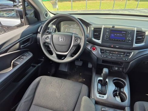 Used 2019 Honda Ridgeline Sport image 13
