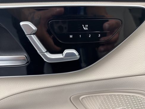 Used 2023 Mercedes-Benz C 300 4MATIC Sedan image 14