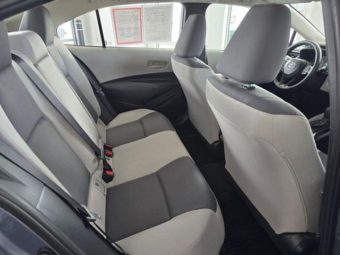 Used 2025 Toyota Corolla LE w/ LE Premium Package image 42