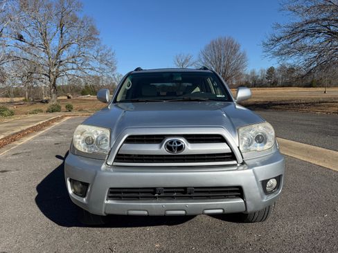 Used 2007 Toyota 4Runner Limited image 8