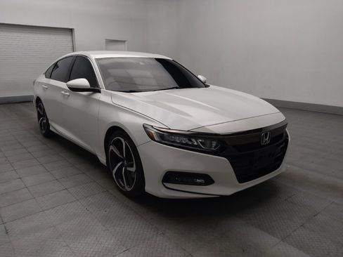 Used 2019 Honda Accord Sport image 13