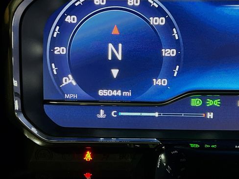 Used 2024 Chevrolet Silverado 1500 RST w/ Convenience Package II image 8