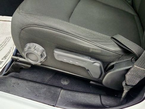 Used 2023 Jeep Gladiator Overland image 11