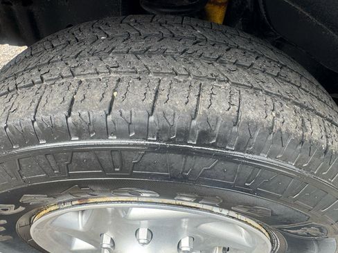 Used 2013 Ford E-350 and Econoline 350 XLT image 10