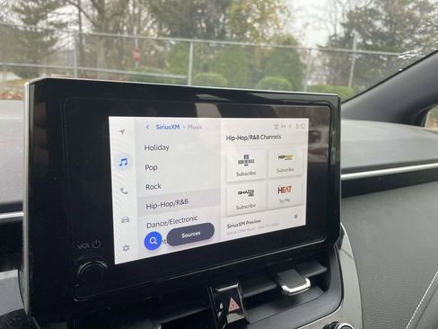 Used 2024 Toyota Corolla SE image 38