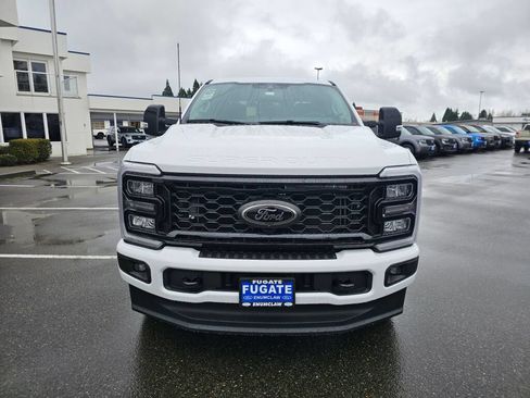 New 2026 Ford F250 Lariat w/ Black Appearance Package AWD/4WD image 3
