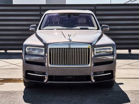 Used 2020 Rolls-Royce Cullinan AWD/4WD image 11