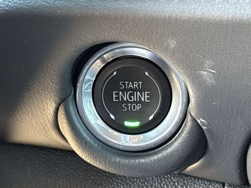 Certified 2025 Chevrolet Tahoe High Country image 21