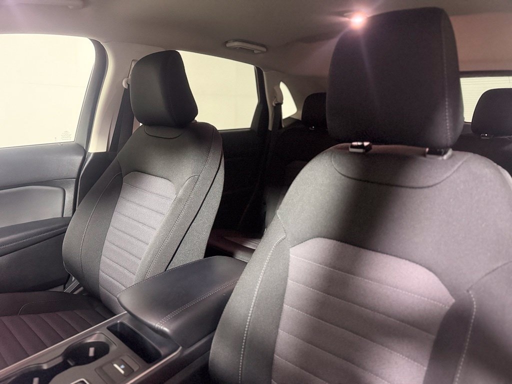 Used 2024 Ford Edge SE AWD/4WD image 21