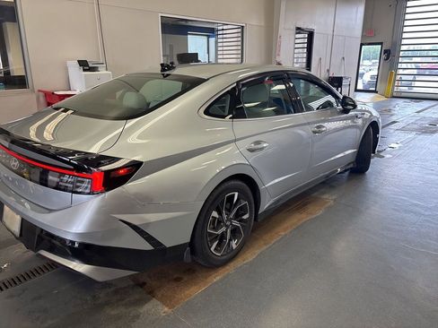 Used 2024 Hyundai Sonata SEL FWD image 6