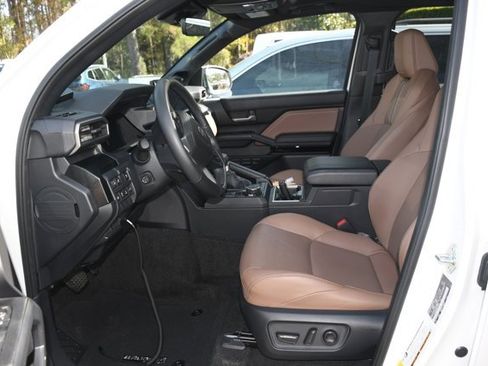 Certified 2025 Toyota 4Runner Limited image 3