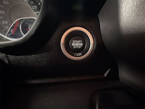 Used 2024 RAM 2500 Big Horn w/ Bed Utility Group image 19