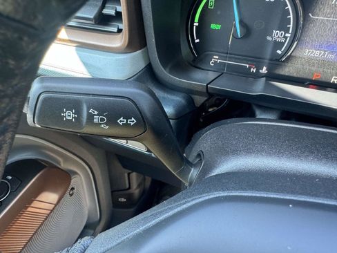 Used 2022 Ford Maverick Lariat w/ Lariat Luxury Package FWD image 45