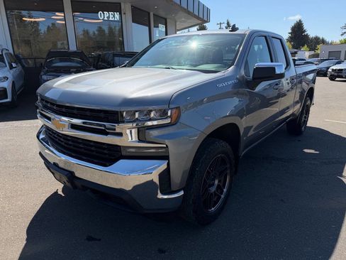 Used 2020 Chevrolet Silverado 1500 LT w/ All-Star Edition AWD/4WD image 1