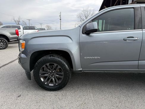 Used 2020 GMC Canyon SLE w/ Driver Alert Package image 32