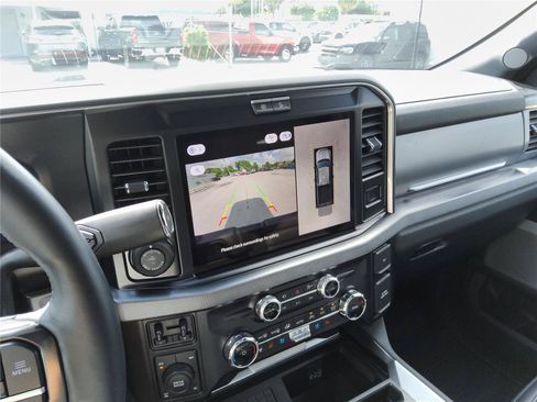 Certified 2025 Ford F250 Platinum AWD/4WD image 20
