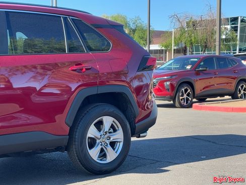 Certified 2025 Toyota RAV4 XLE FWD image 10