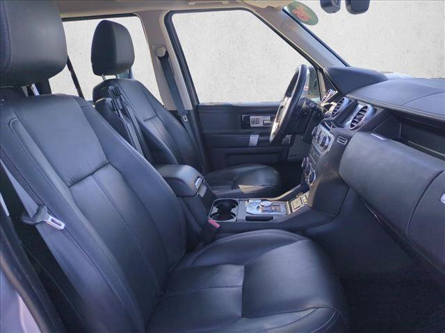 Used 2016 Land Rover LR4 HSE LUX AWD/4WD image 21