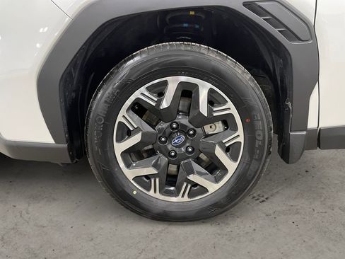 Used 2025 Subaru Forester image 16