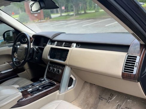 Used 2016 Land Rover Range Rover Supercharged AWD/4WD image 16