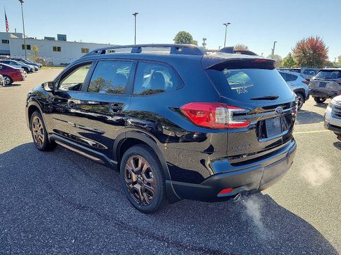 New 2025 Subaru Ascent Bronze Edition image 3