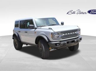 New 2026 Ford Bronco Badlands w/ Sasquatch Package AWD/4WD video 2