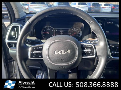 Used 2022 Kia Sorento S w/ Panoramic Sunroof Package image 27