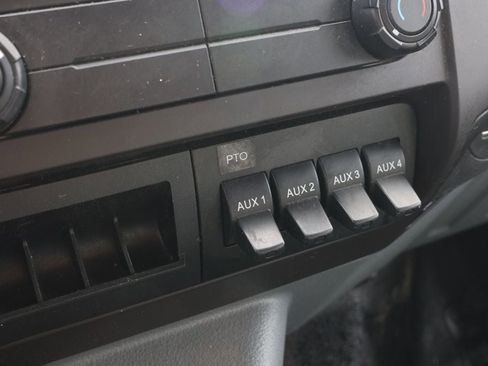 Used 2022 Ford F650 2WD Regular Cab Super Duty image 16