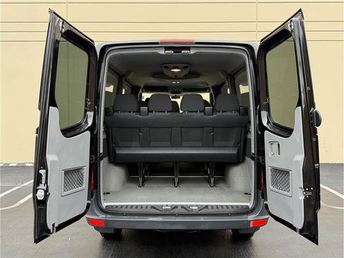 Used 2012 Mercedes-Benz Sprinter 2500 image 19