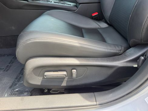 Used 2022 Honda Civic Touring image 17