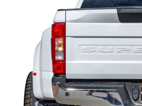 Used 2022 Ford F350 Lariat image 51