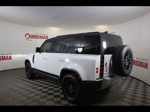 Used 2024 Land Rover Defender 110 S AWD/4WD image 8