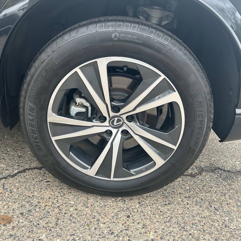 Used 2023 Lexus RX 350 Premium w/ Accessory Package (Z1) FWD image 33