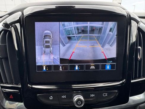 Used 2023 Chevrolet Traverse RS w/ LPO, Floor Liner Package AWD/4WD image 4