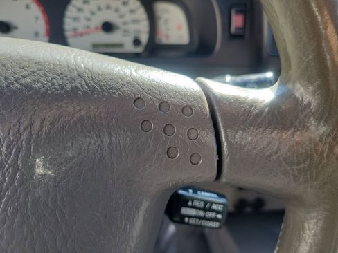 Used 2001 Toyota Tacoma PreRunner image 25