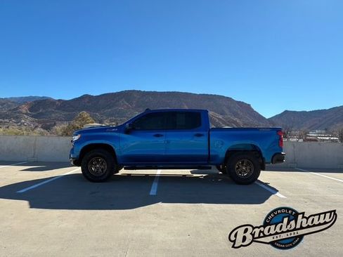 Used 2023 Chevrolet Silverado 1500 LT Trail Boss image 4
