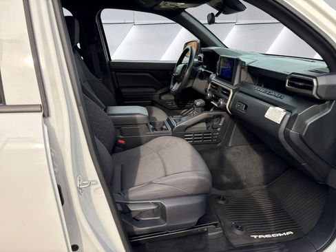 Used 2025 Toyota Tacoma SR RWD image 13