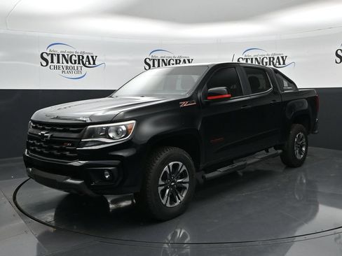 Used 2021 Chevrolet Colorado Z71 w/ LPO, Power Package RWD image 3