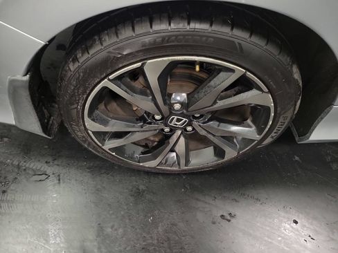 Used 2019 Honda Civic Sport image 11
