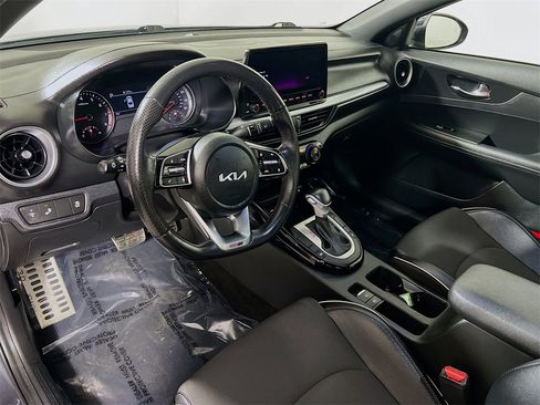 Used 2023 Kia Forte GT-Line w/ GT-Line Premium Package image 10