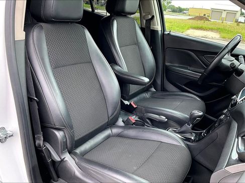 Used 2018 Buick Encore Preferred w/ LPO, Active Package FWD image 7