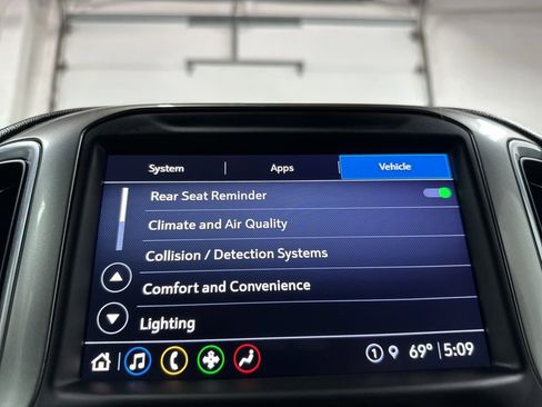 Used 2021 Chevrolet Silverado 1500 LT Trail Boss w/ Convenience Package II image 36