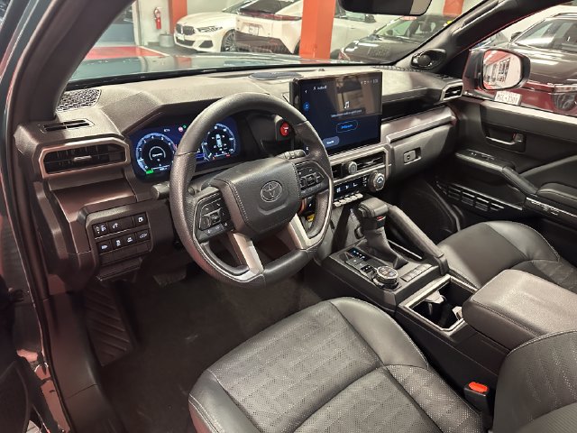Certified 2026 Toyota 4Runner TRD Off-Road Premium AWD/4WD image 11