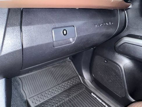 Used 2020 Toyota Tacoma Limited AWD/4WD image 49