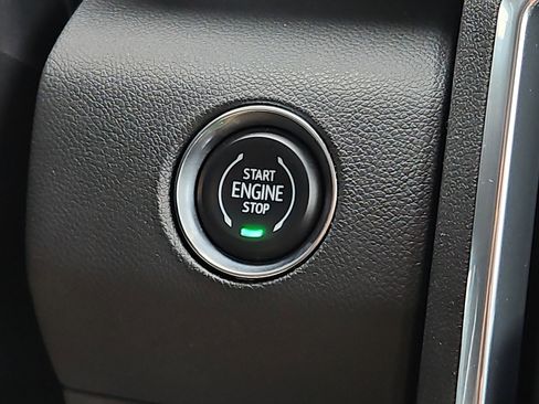 Certified 2025 GMC Acadia Elevation image 23