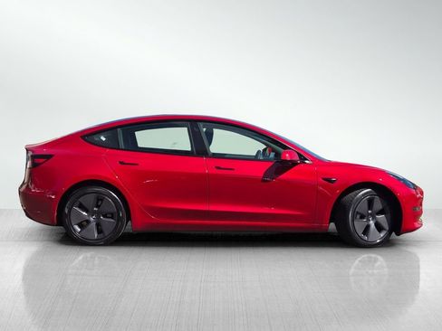 Used 2023 Tesla Model 3 Standard Range RWD image 4